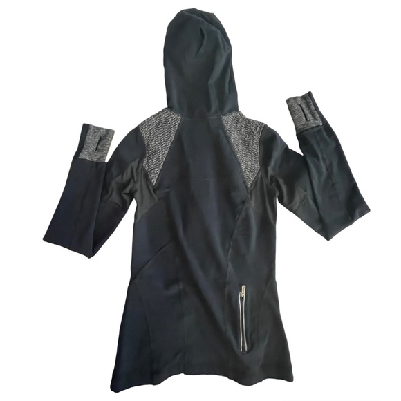 Lululemon Run Alpine
Pullover Hoodie Active Dark Navy/Gray top,
Size 2 - Picture 3 of 9